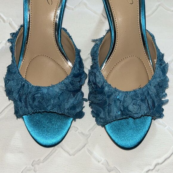Badgley Mischa  Blue Satin Slip-on Kitten Heel Sandals(Size 5) - Picture 7 of 8